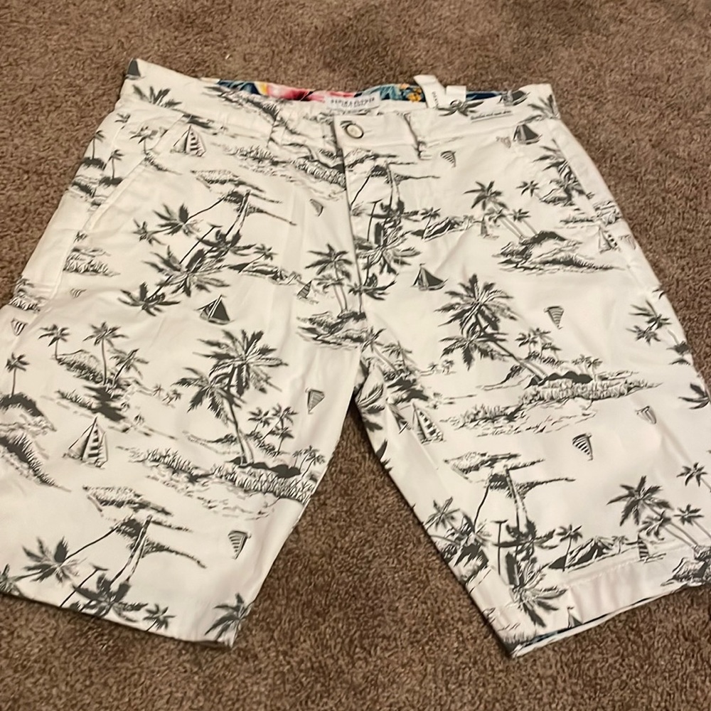 Denim & flower shorts